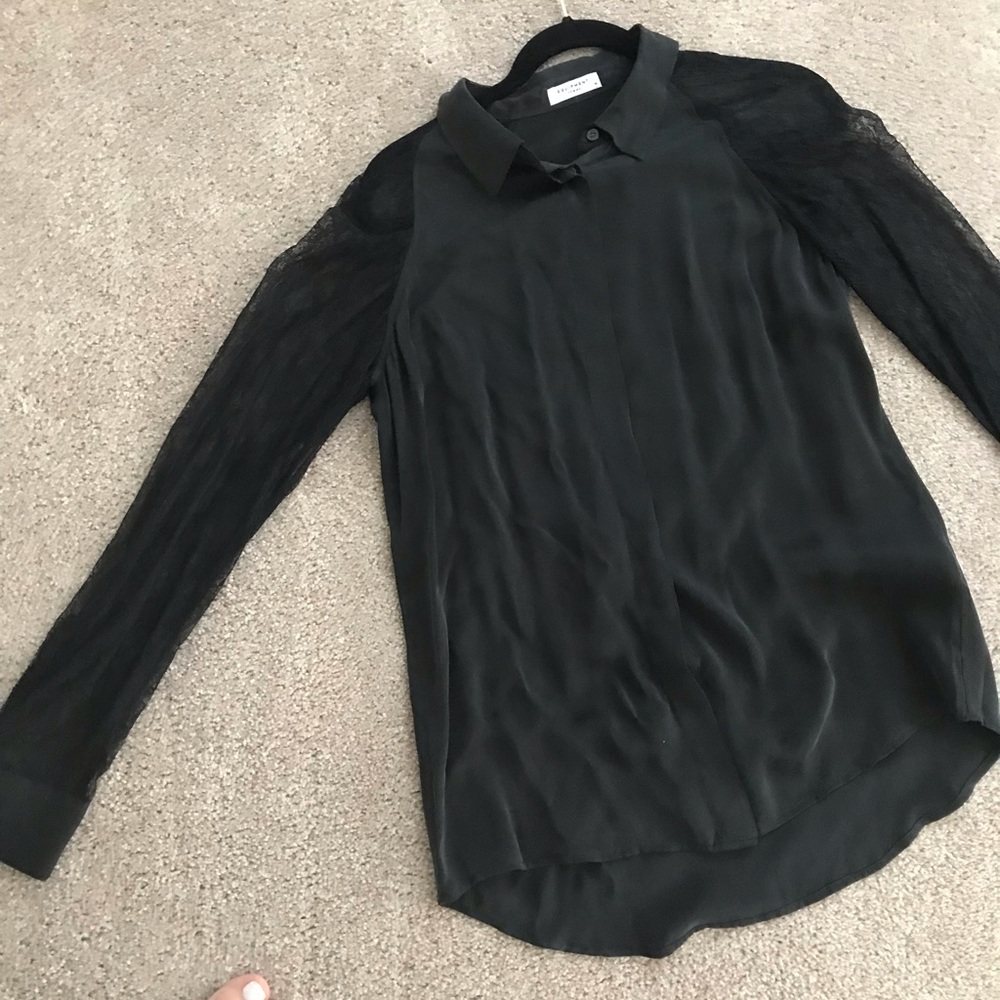 Equipment size Medium silk shirt